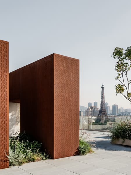 Renovation of Feria Hotel in Shenzhen Bay